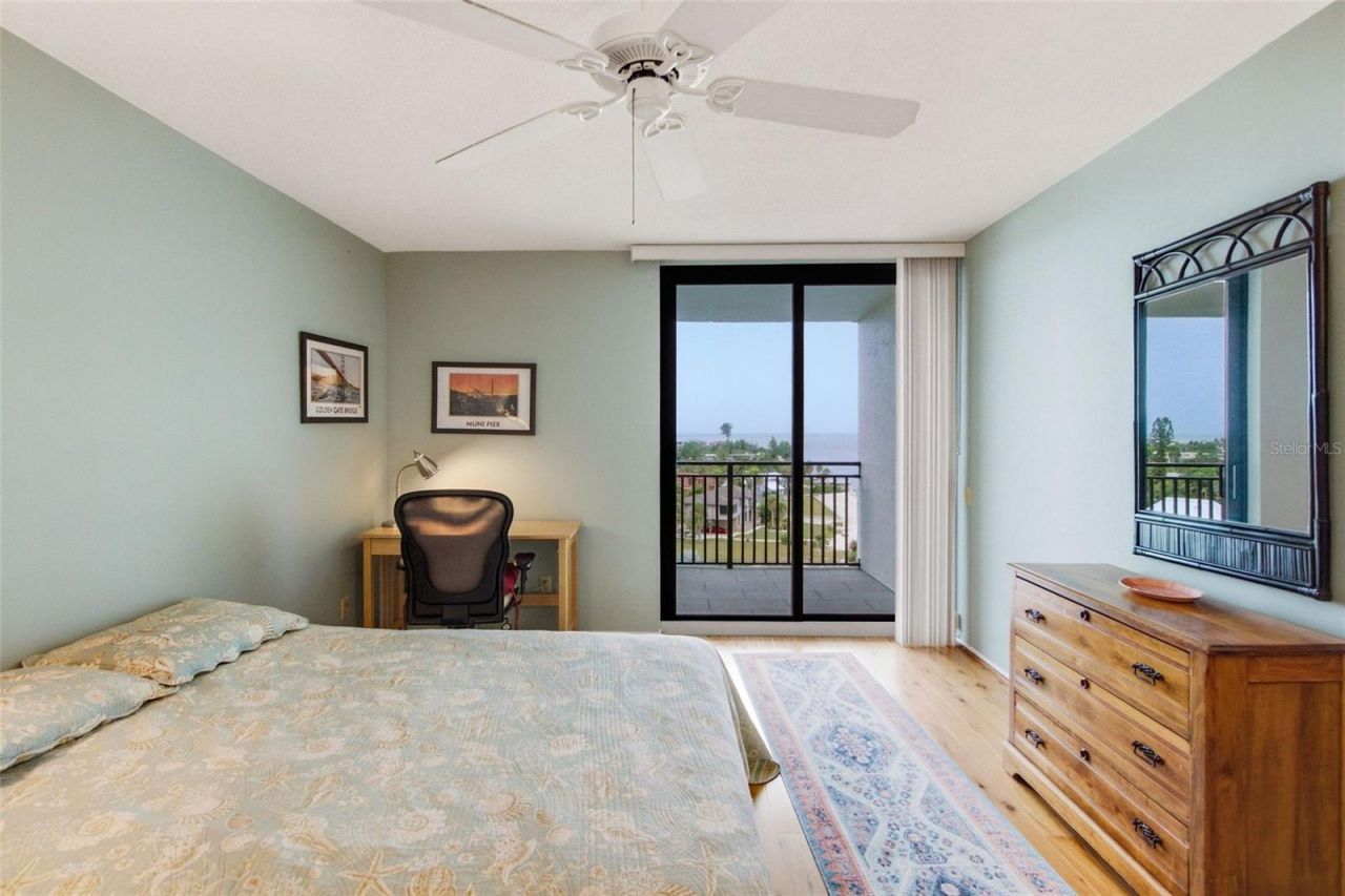 4822 Ocean Boulevard , Unit 8B, Sarasota, FL 34242 Photo