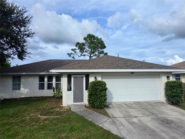 924 EUCLID , VENICE, FL 34293