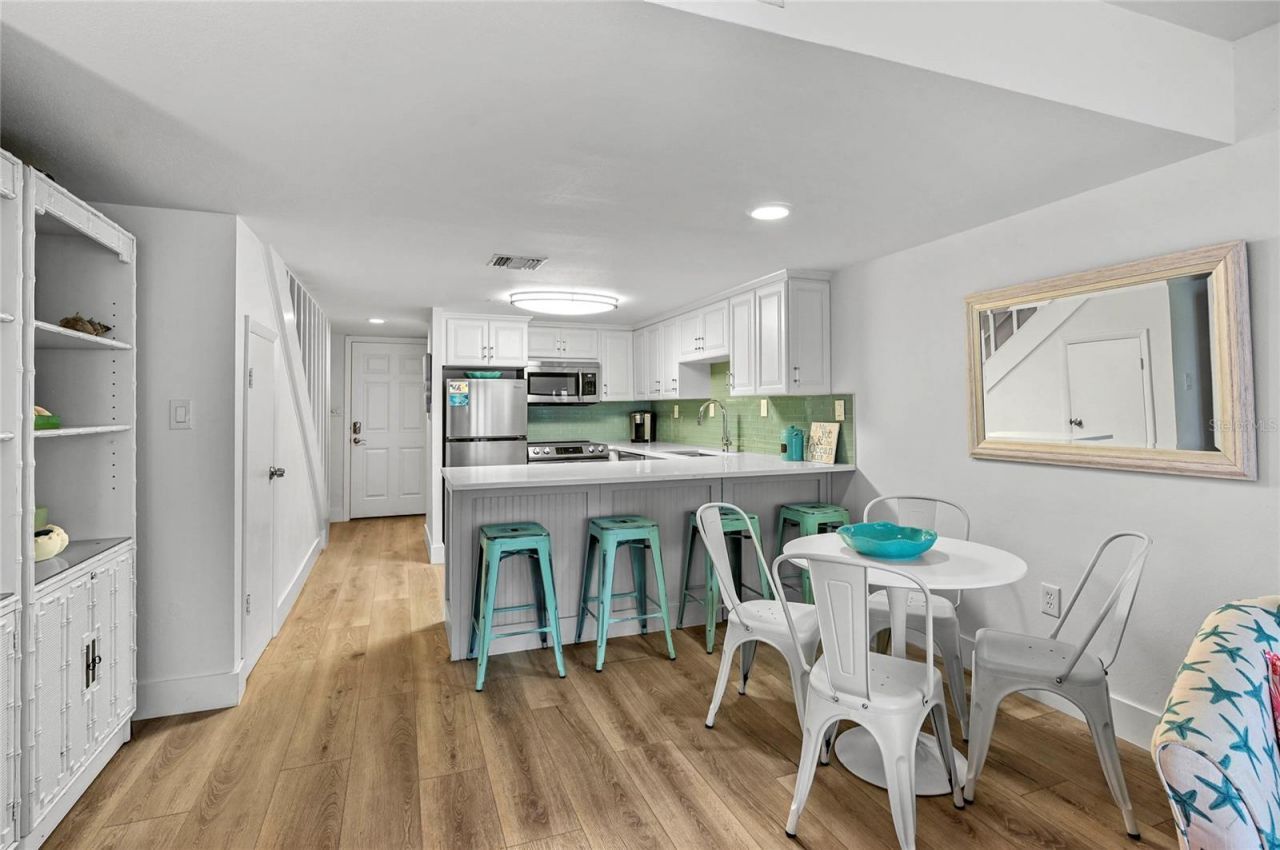 4841 Saxon Drive, Unit F-207, New Smyrna Beach, FL 32169 Photo