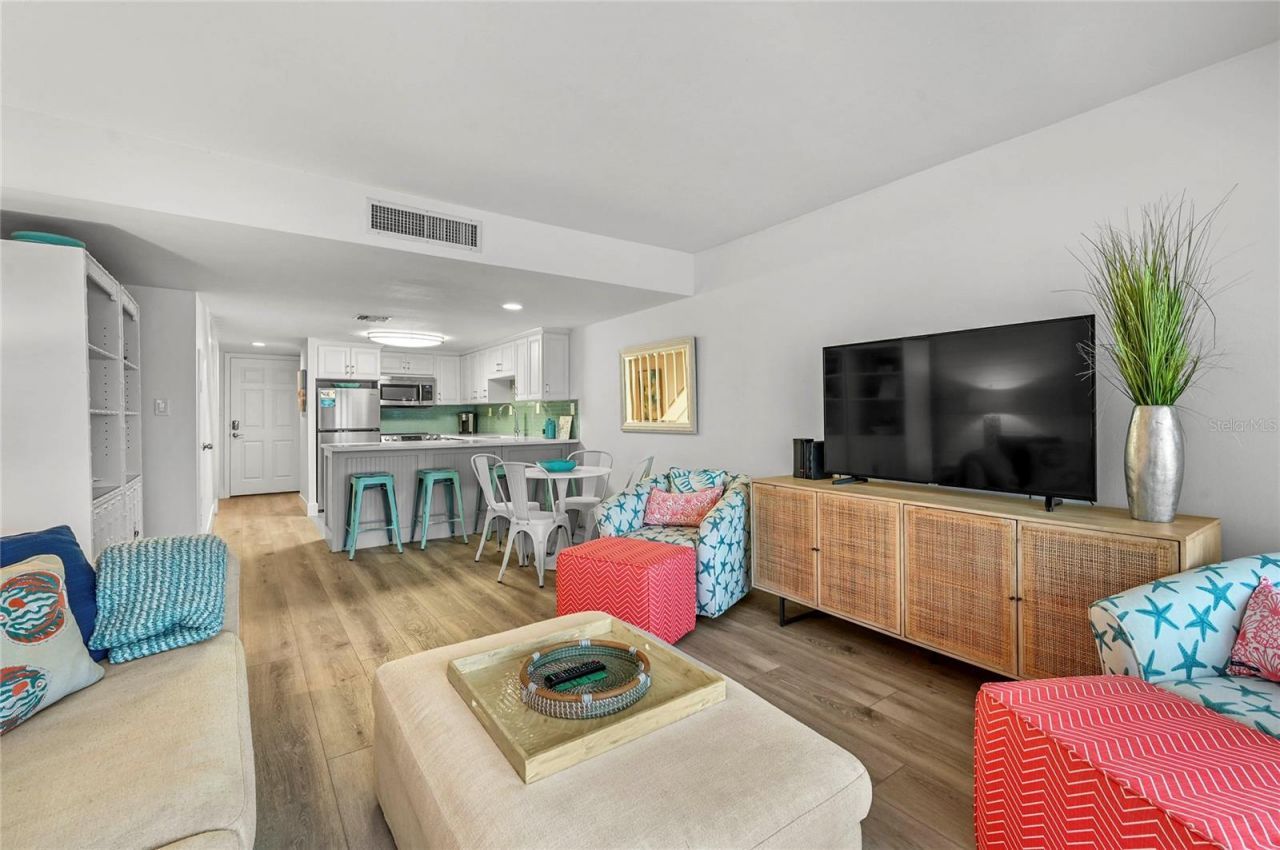 4841 Saxon Drive, Unit F-207, New Smyrna Beach, FL 32169 Photo