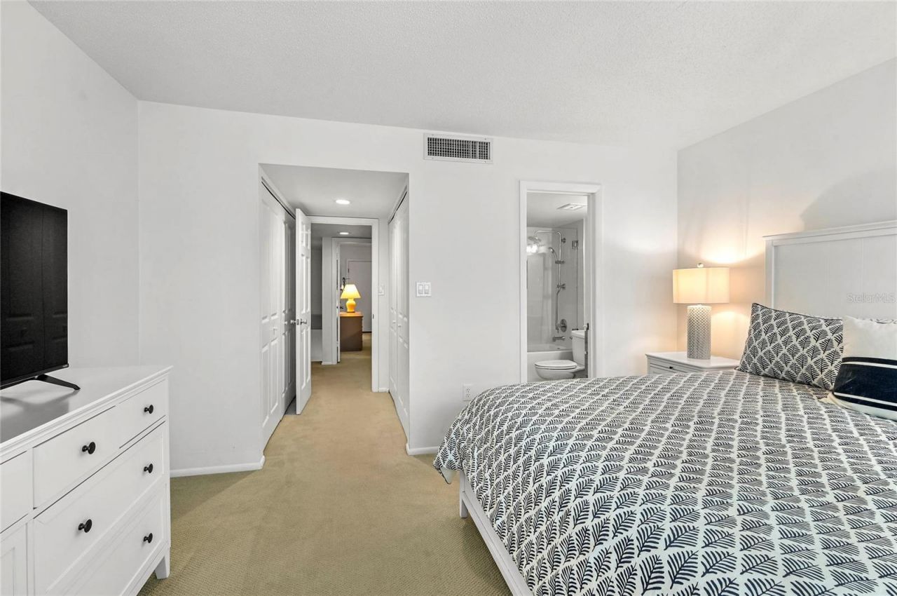 4841 Saxon Drive, Unit F-207, New Smyrna Beach, FL 32169 Photo