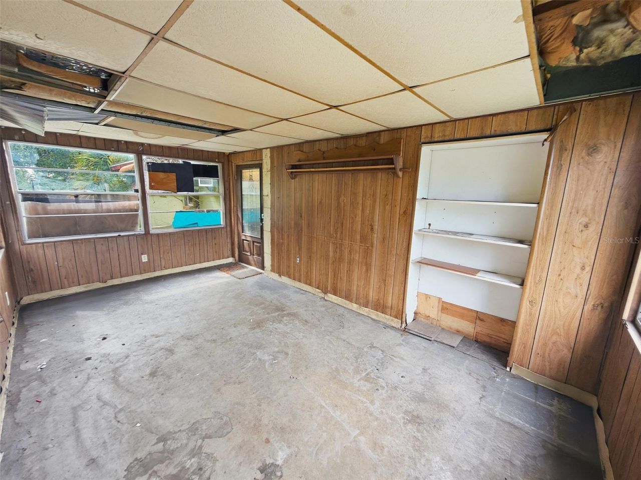 6818 Carob Drive, New Port Richey, FL 34653 Photo