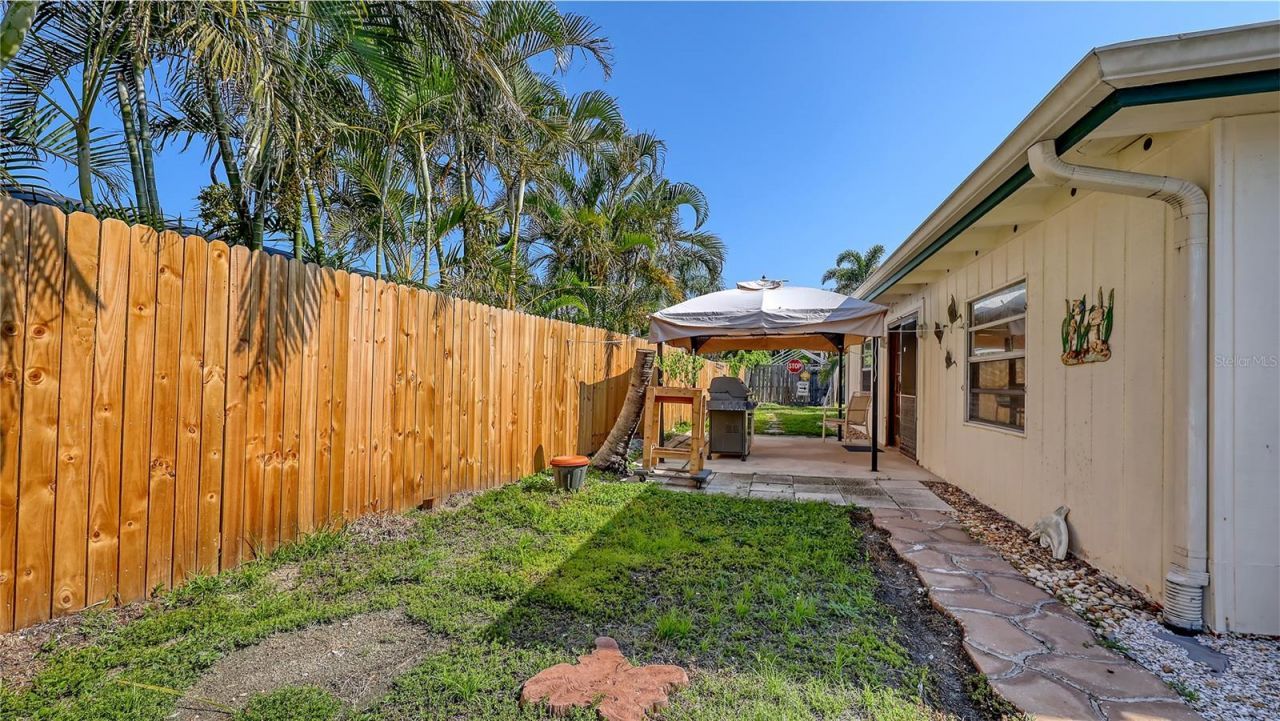 5302 Las Rosas , Sarasota, FL 34242 Photo