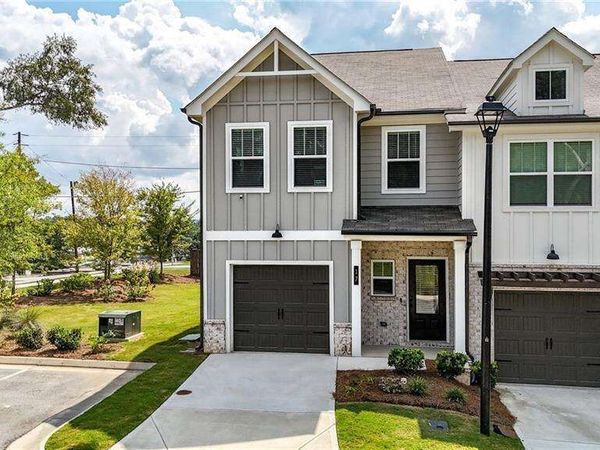 17 Benscot Drive, Austell, GA 30106