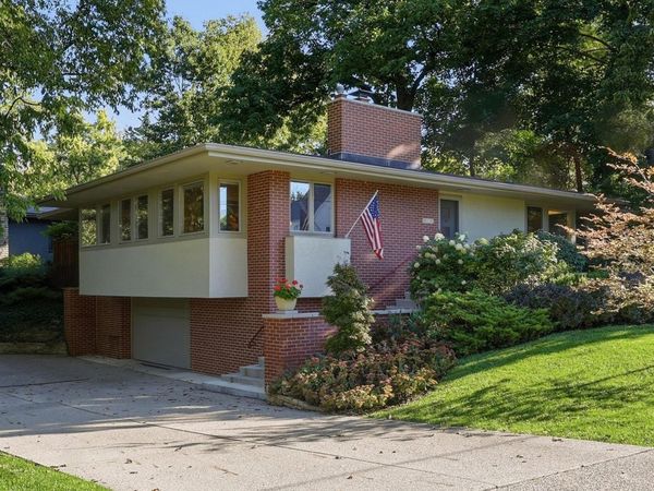 1860 Bluff Avenue , Columbus, OH 43212