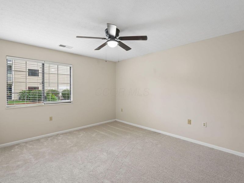 6749 Meadow Creek Drive, Unit 102, Columbus, OH 43235 Photo 15