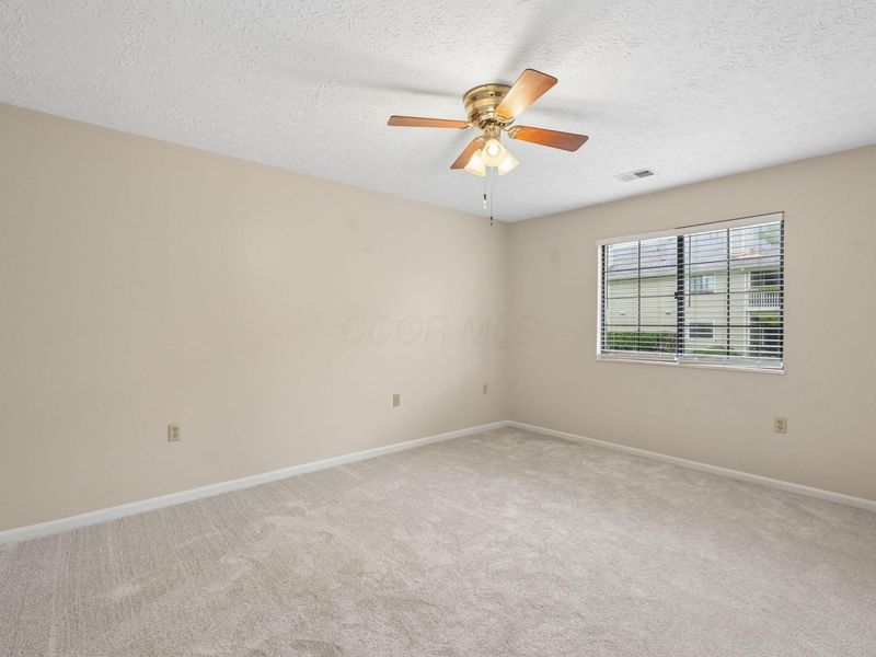 6749 Meadow Creek Drive, Unit 102, Columbus, OH 43235 Photo 18