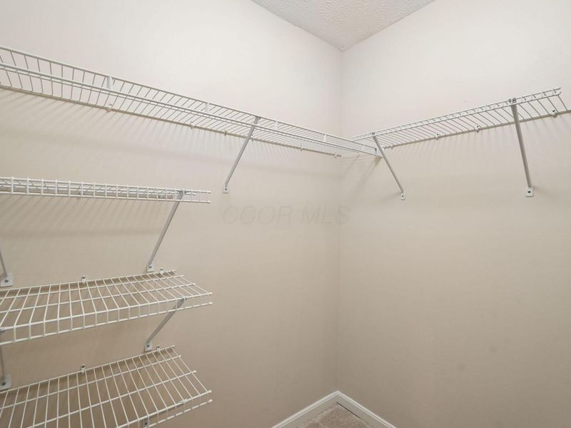 6749 Meadow Creek Drive, Unit 102, Columbus, OH 43235 Photo 21
