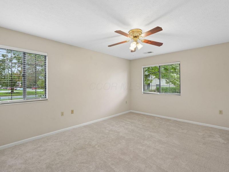 6749 Meadow Creek Drive, Unit 102, Columbus, OH 43235 Photo 23