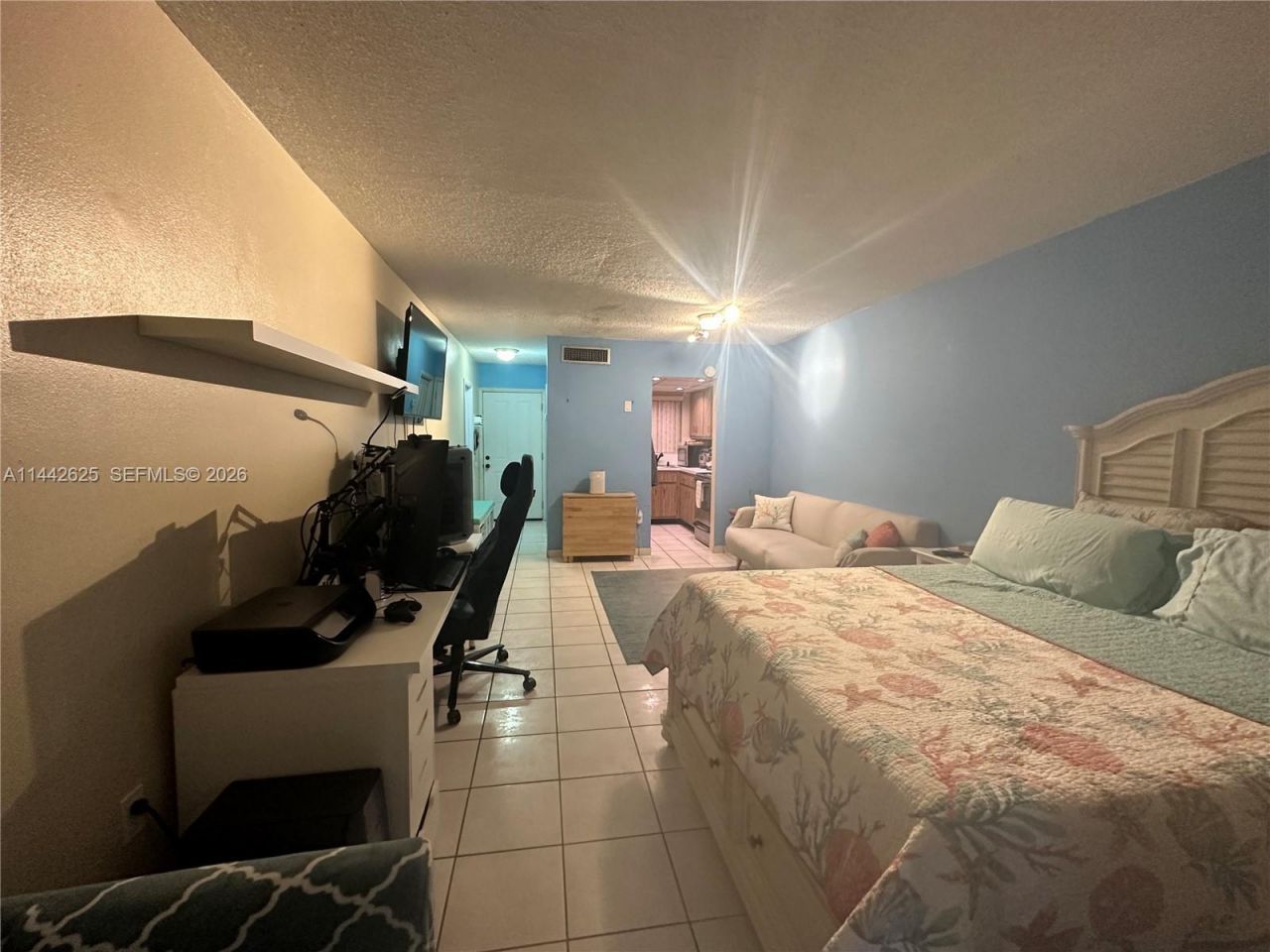 110 Royal Palm Rd, Unit 207, Hialeah Gardens, FL 33016 Photo