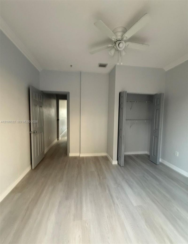 17800 NW 73rd Ave , Unit 205-21, Hialeah, FL 33015 Photo