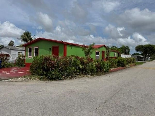 19800 SW 180th Ave Lot 259 , Miami, FL 33187