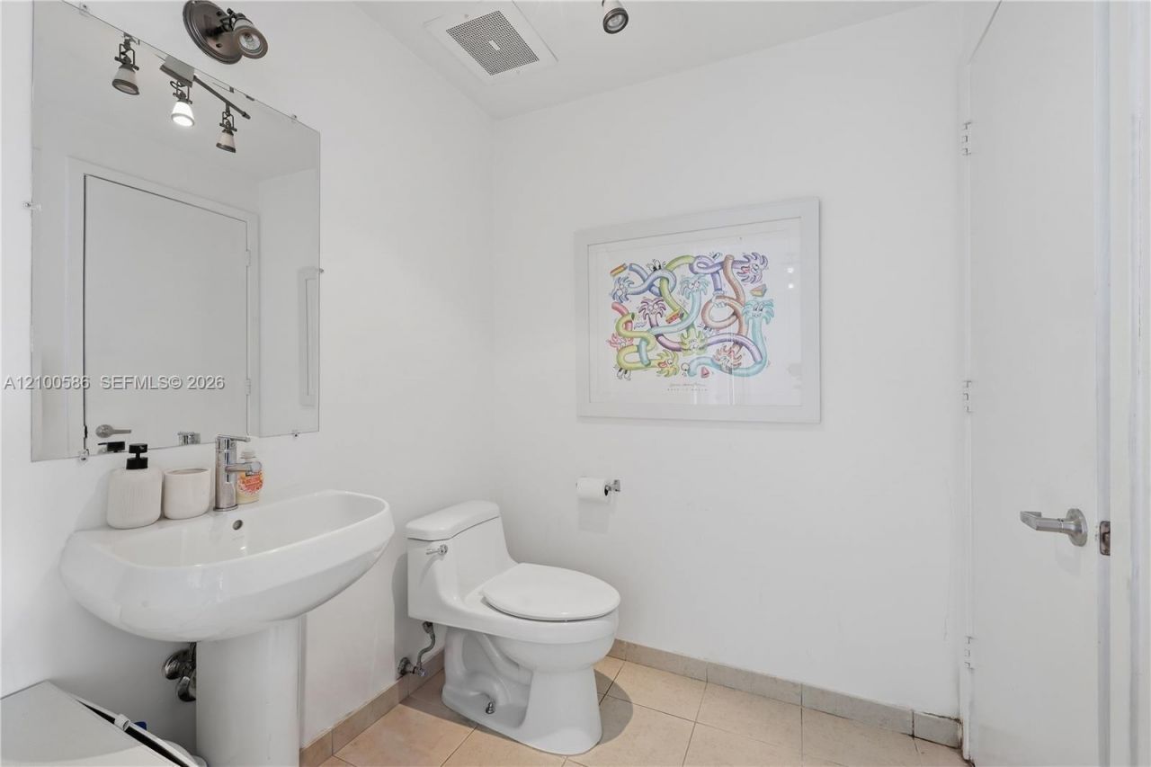3301 NE 1st Ave, Unit H0911, Miami, FL 33137 Photo