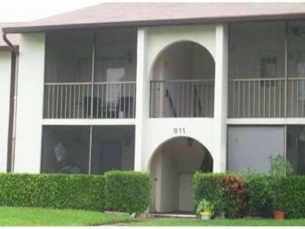 4956 Sable Pine Circle, Unit C-2, West Palm Beach, FL 33417