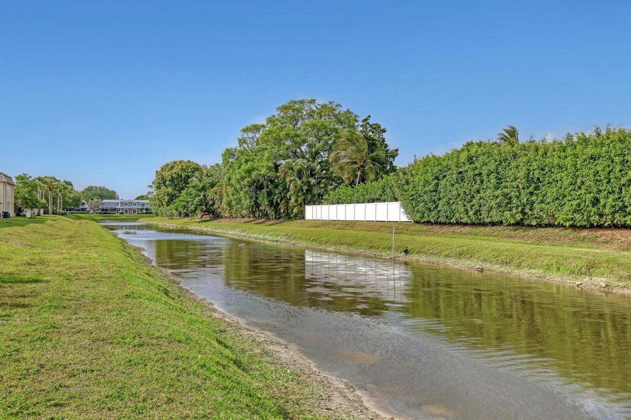 10789 N Military Trail, Unit 3, Palm Beach Gardens, FL 33410 Photo
