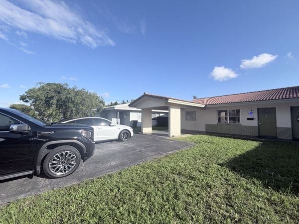 11260 NW 39th Street, Coral Springs, FL 33065