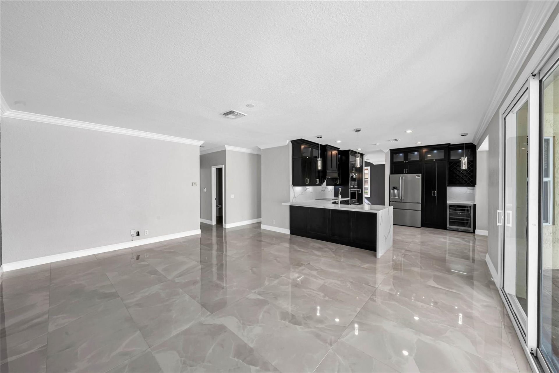 132 Cameron Drive, Weston, FL 33326 Photo