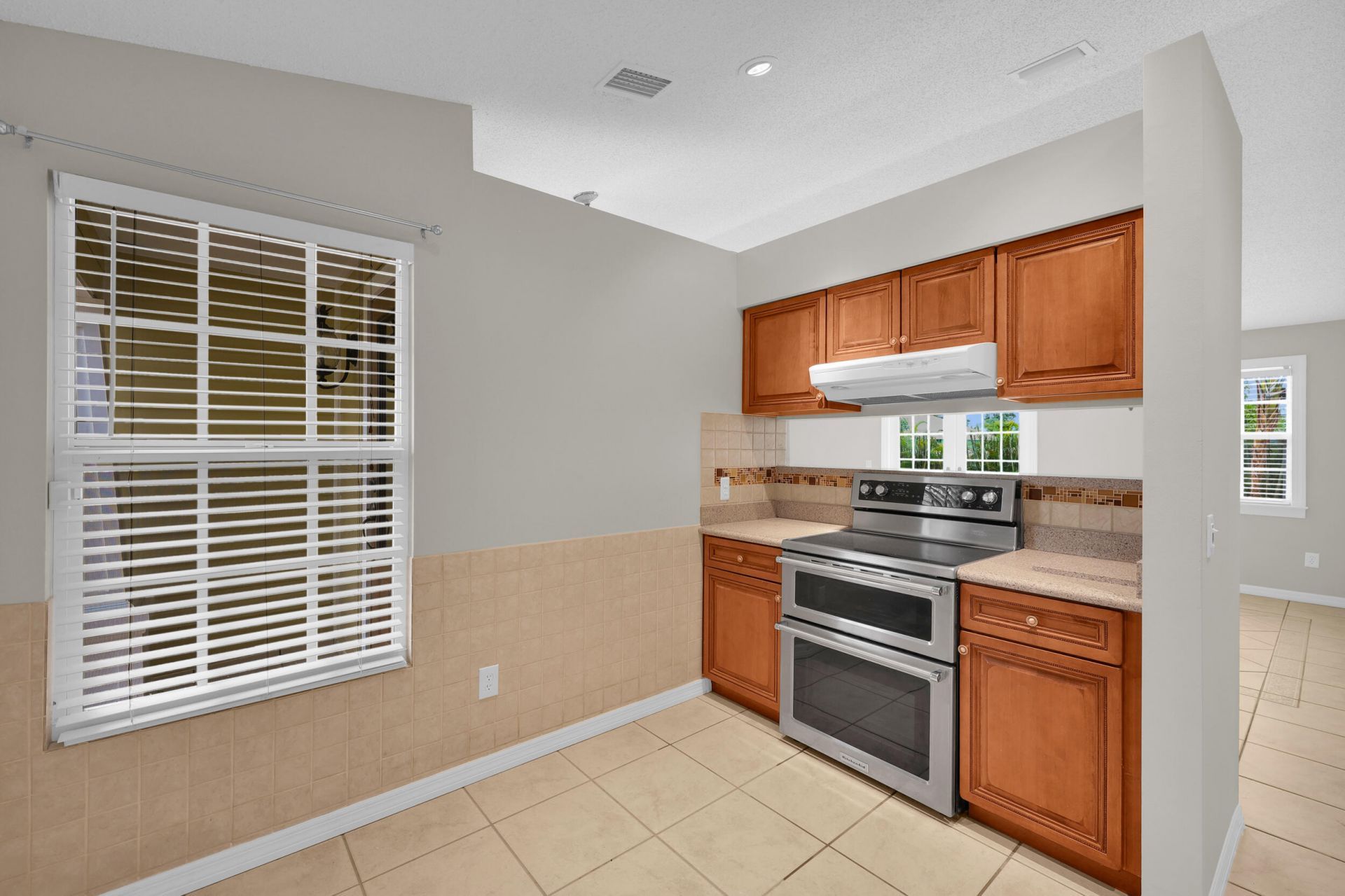 351 SW Dwight Avenue, Port Saint Lucie, FL 34983 Photo