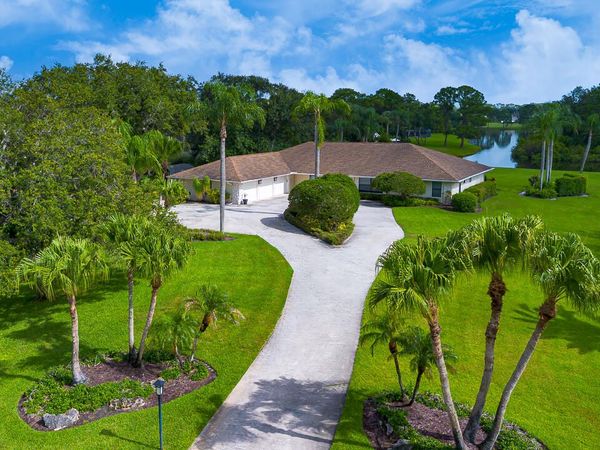 3495 SW FOREST HILLS Court, Palm City, FL 34990