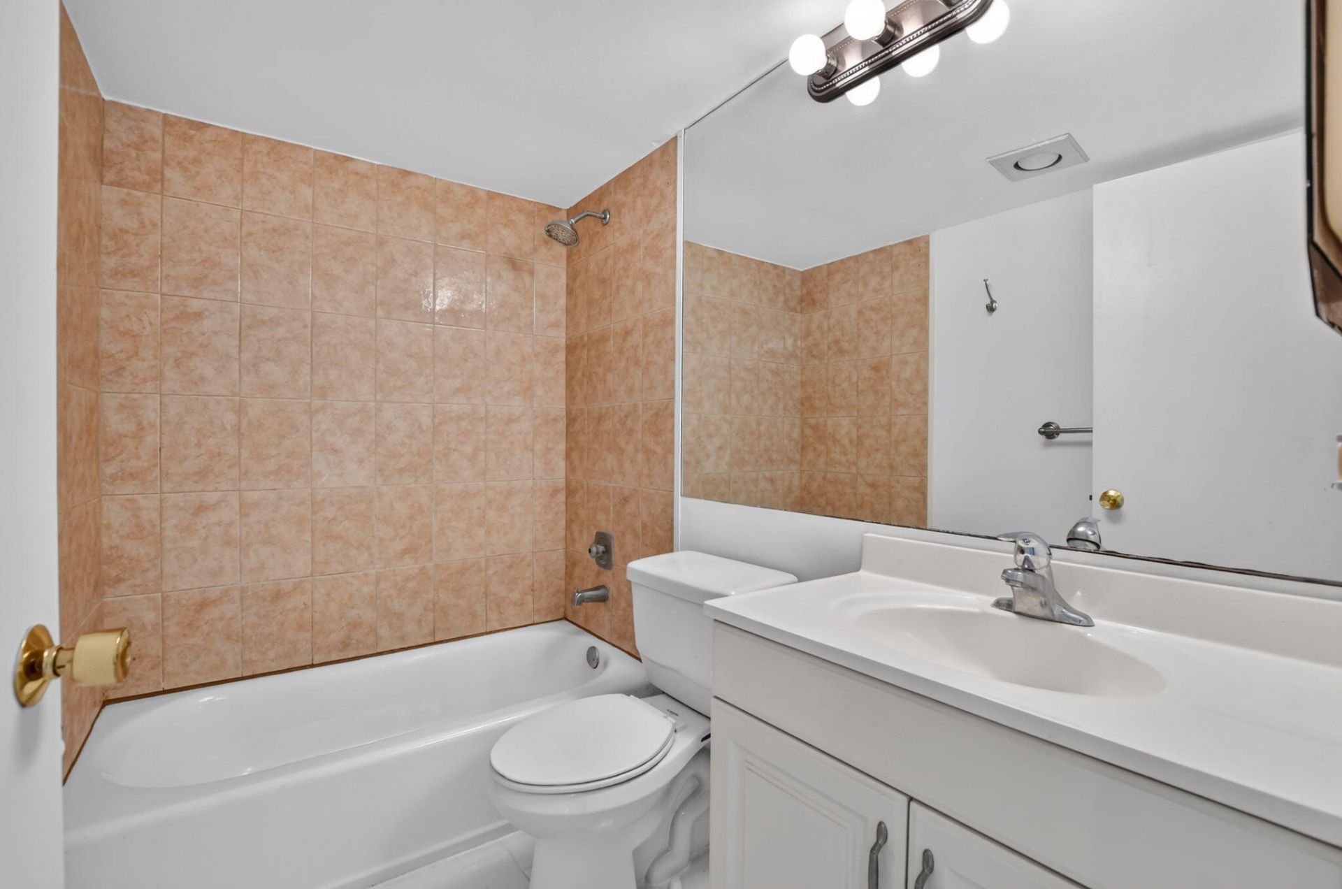 3010 Guildford A, Boca Raton, FL 33434 Photo
