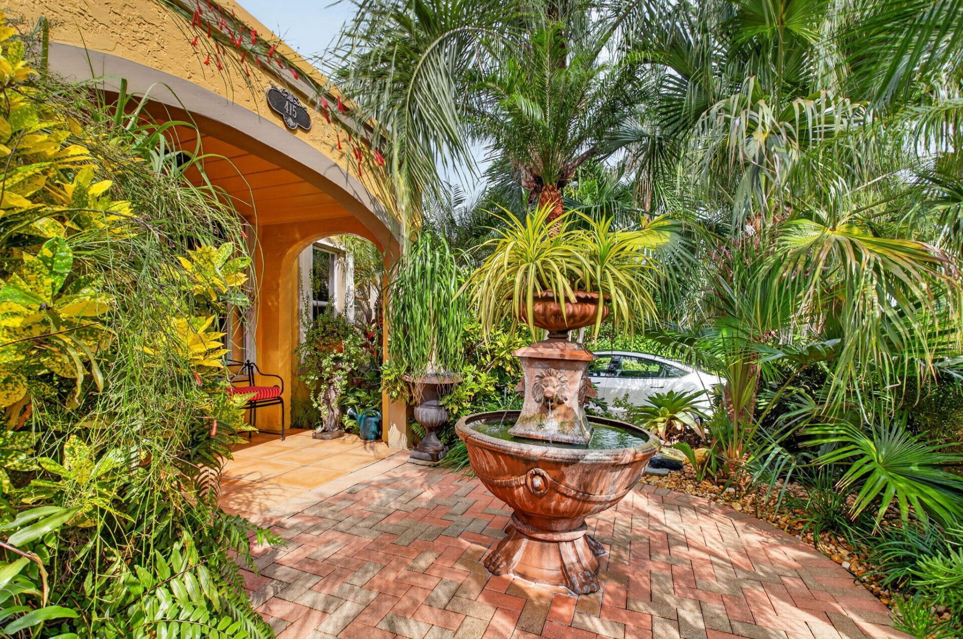 415 Colonial Road, West Palm Beach, FL 33405 Photo