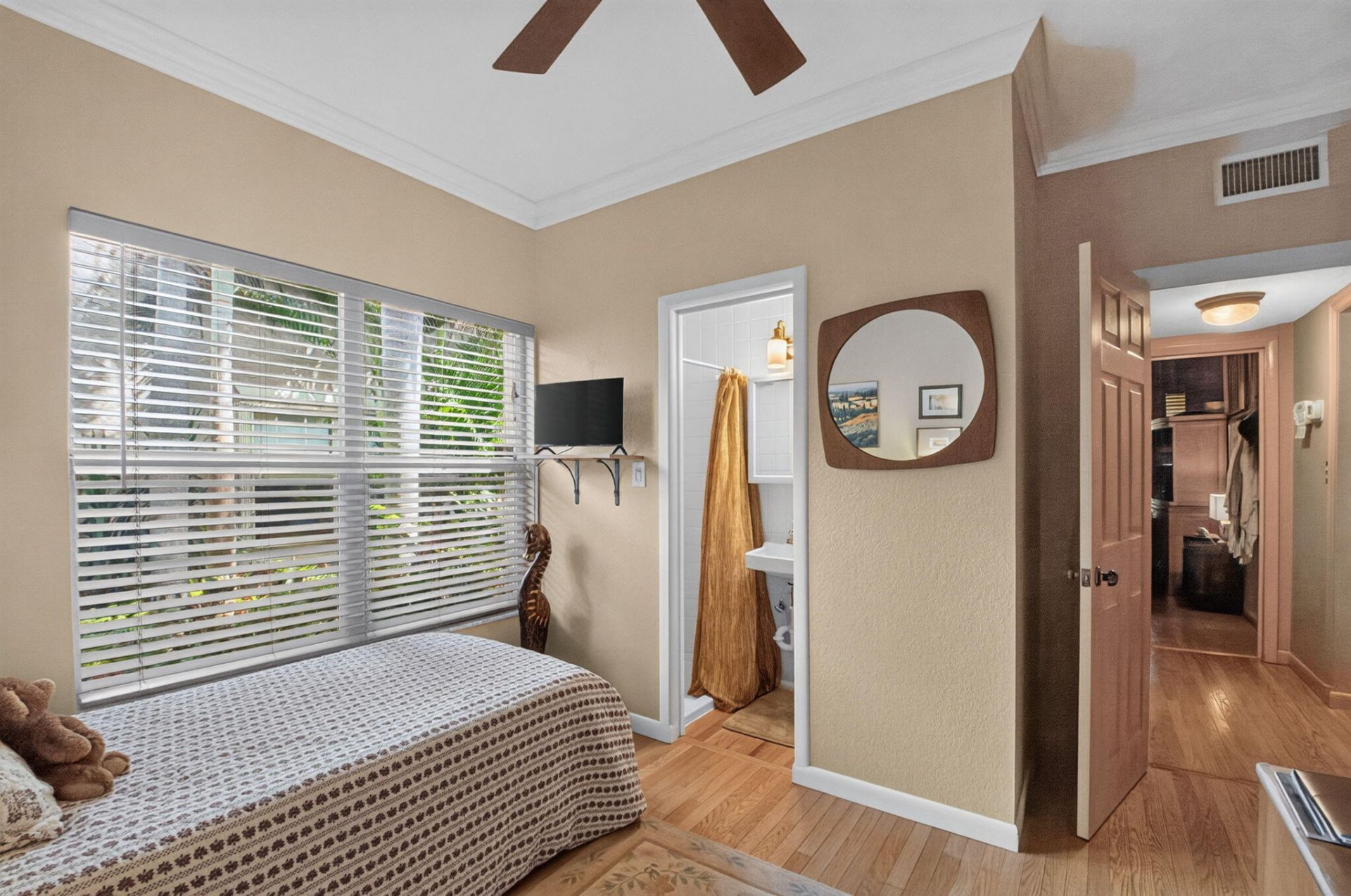 415 Colonial Road, West Palm Beach, FL 33405 Photo