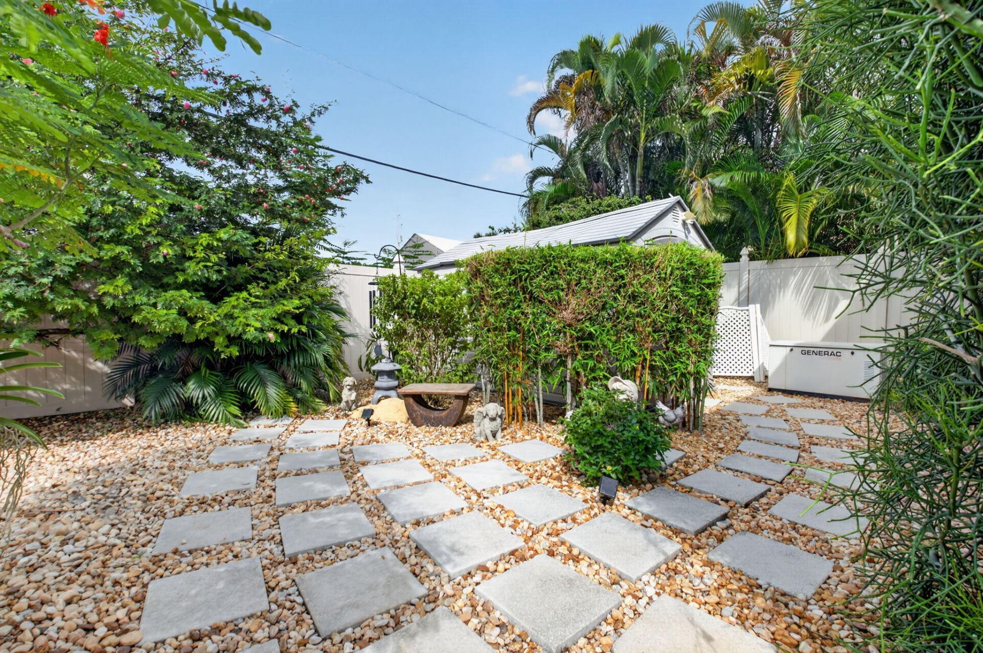 415 Colonial Road, West Palm Beach, FL 33405 Photo