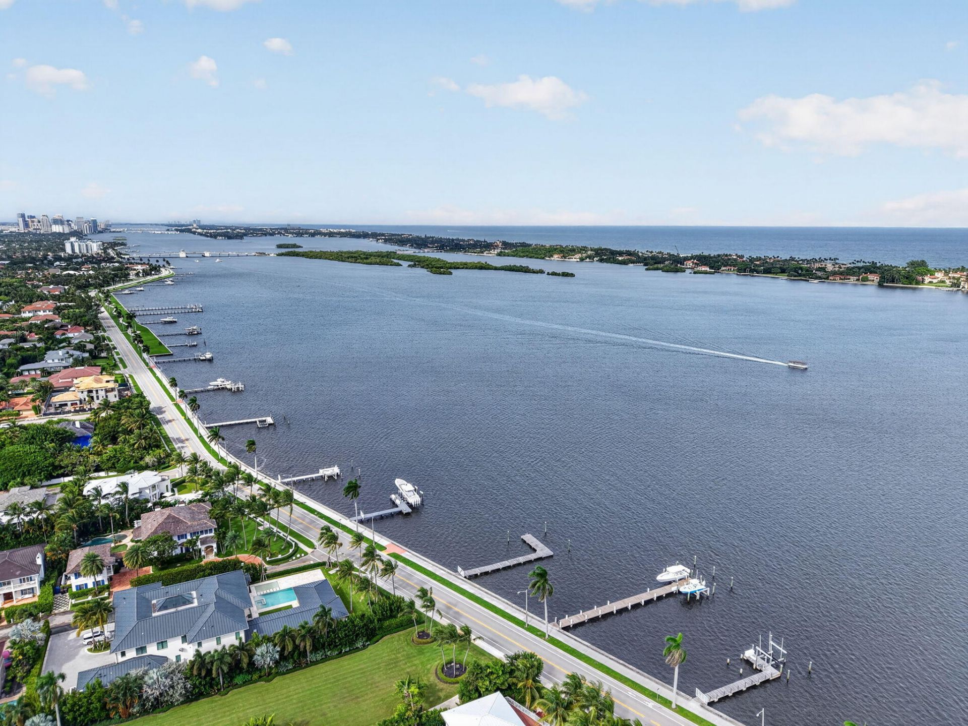 415 Colonial Road, West Palm Beach, FL 33405 Photo
