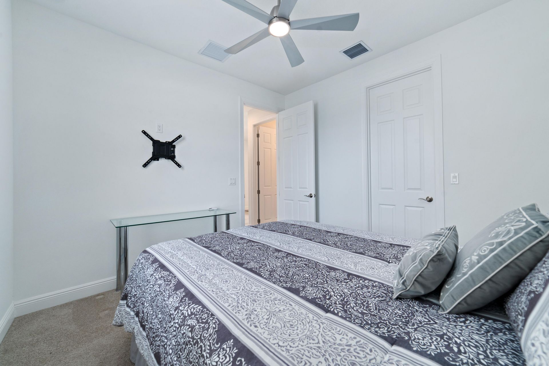 26059 SW Viterbo Way, Port Saint Lucie, FL 34986 Photo