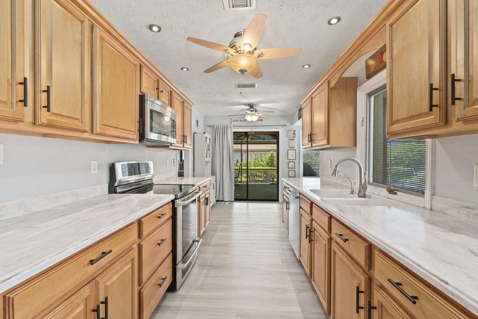 9457 Meadowood Drive, Fort Pierce, FL 34951 Photo