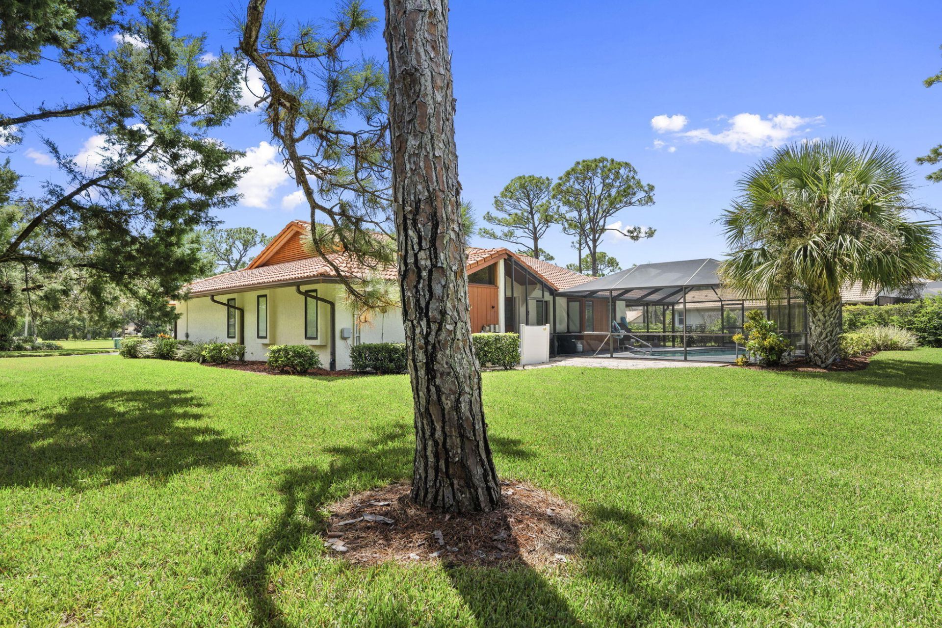 9457 Meadowood Drive, Fort Pierce, FL 34951 Photo