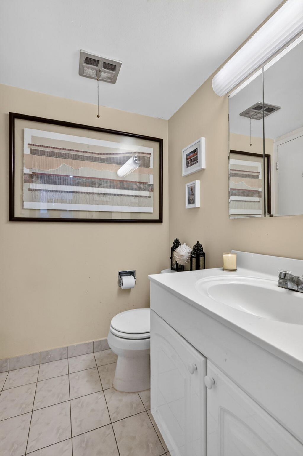 3625 N Country Club Drive, Unit 1807, Aventura, FL 33180 Photo