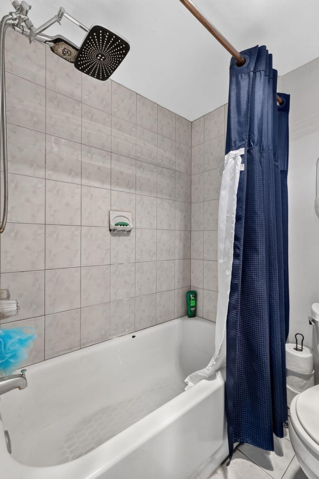3625 N Country Club Drive, Unit 1807, Aventura, FL 33180 Photo