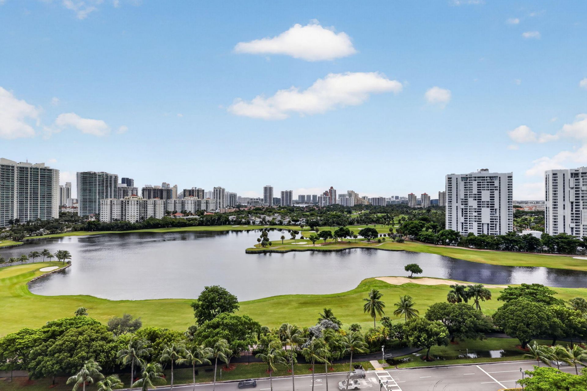 3625 N Country Club Drive, Unit 1807, Aventura, FL 33180 Photo