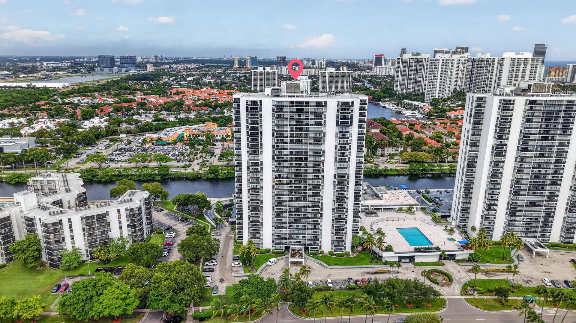 3625 N Country Club Drive, Unit 1807, Aventura, FL 33180 Photo