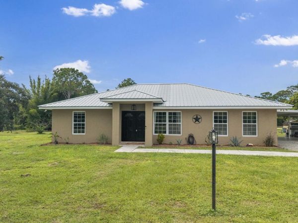 13351 NE 22nd Avenue, Okeechobee, FL 34972
