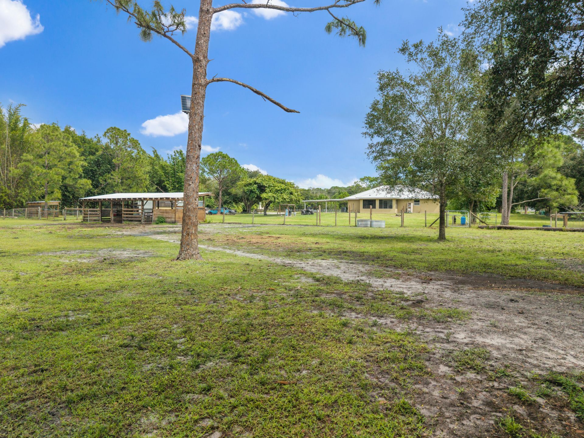 13351 NE 22nd Avenue, Okeechobee, FL 34972 Photo
