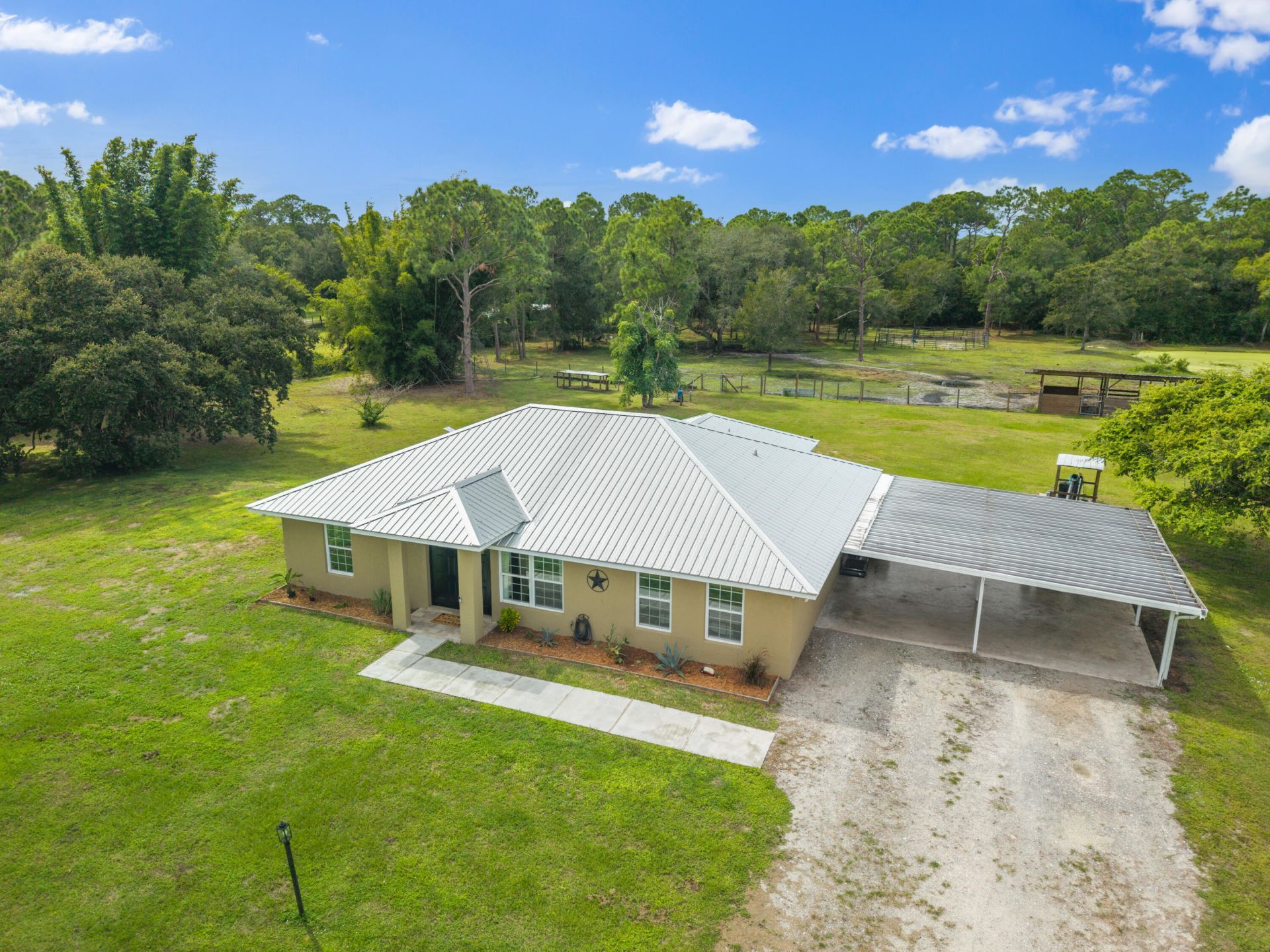 13351 NE 22nd Avenue, Okeechobee, FL 34972 Photo