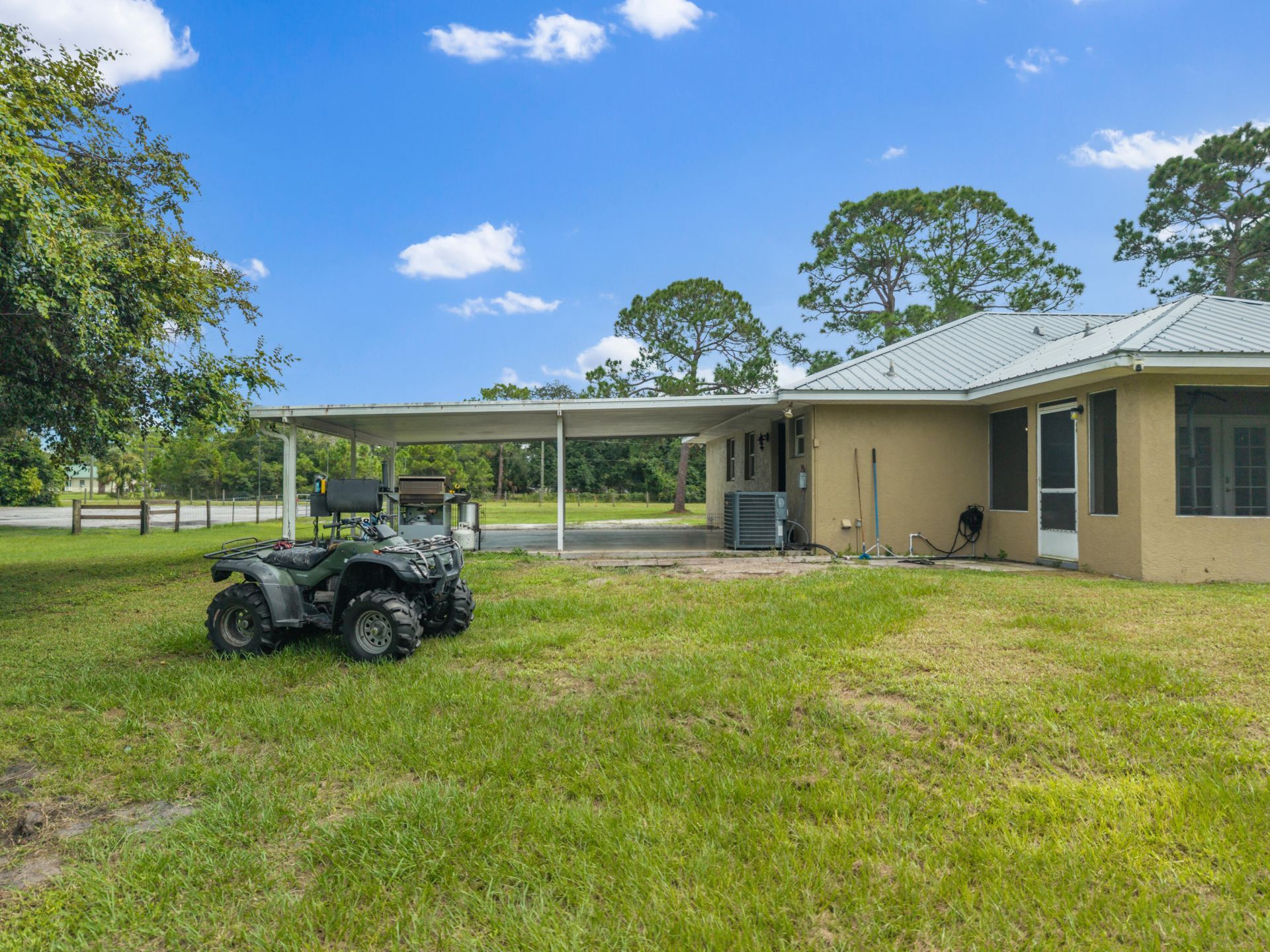 13351 NE 22nd Avenue, Okeechobee, FL 34972 Photo