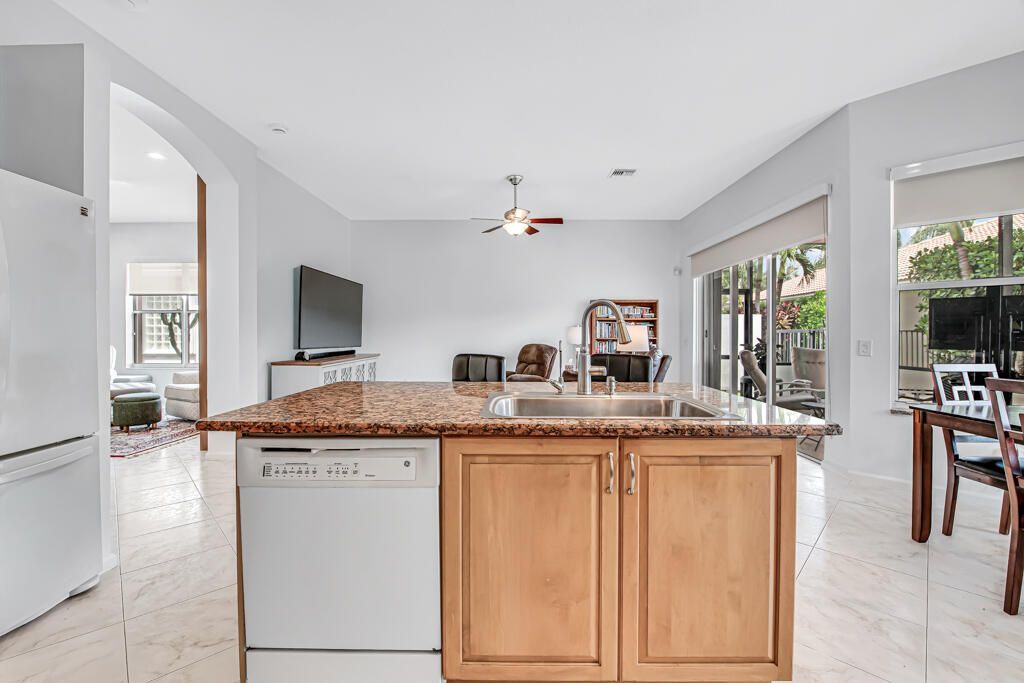 7546 Pebble Shores Terrace, Lake Worth, FL 33467 Photo