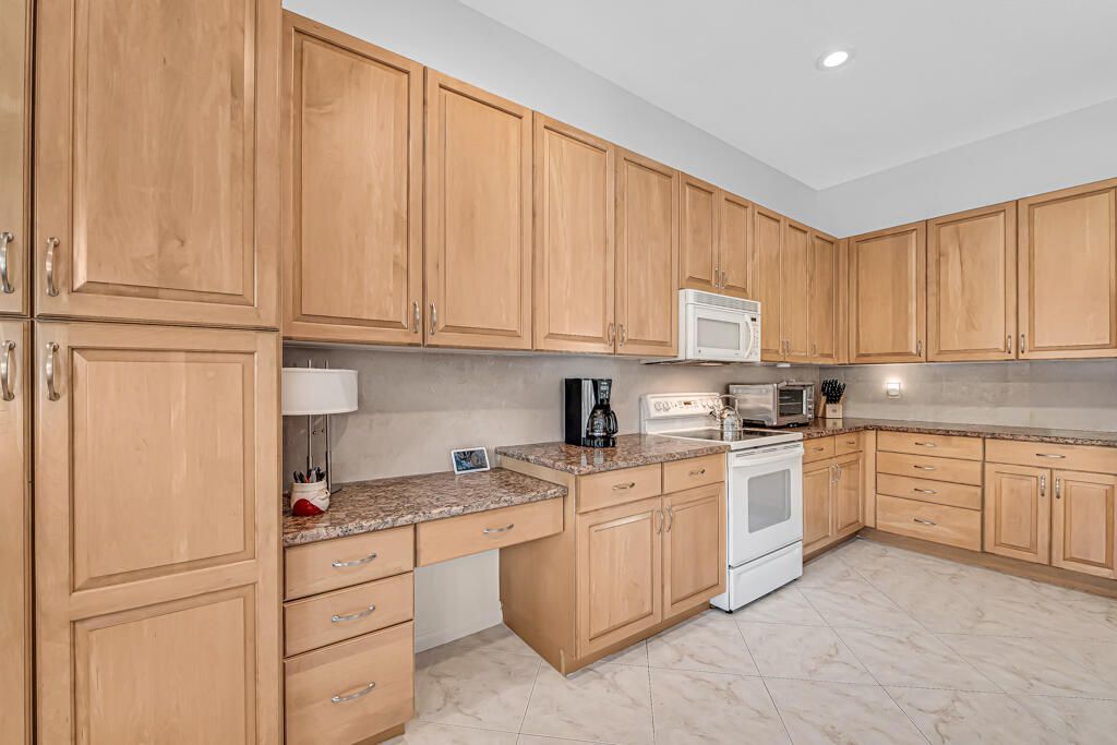 7546 Pebble Shores Terrace, Lake Worth, FL 33467 Photo