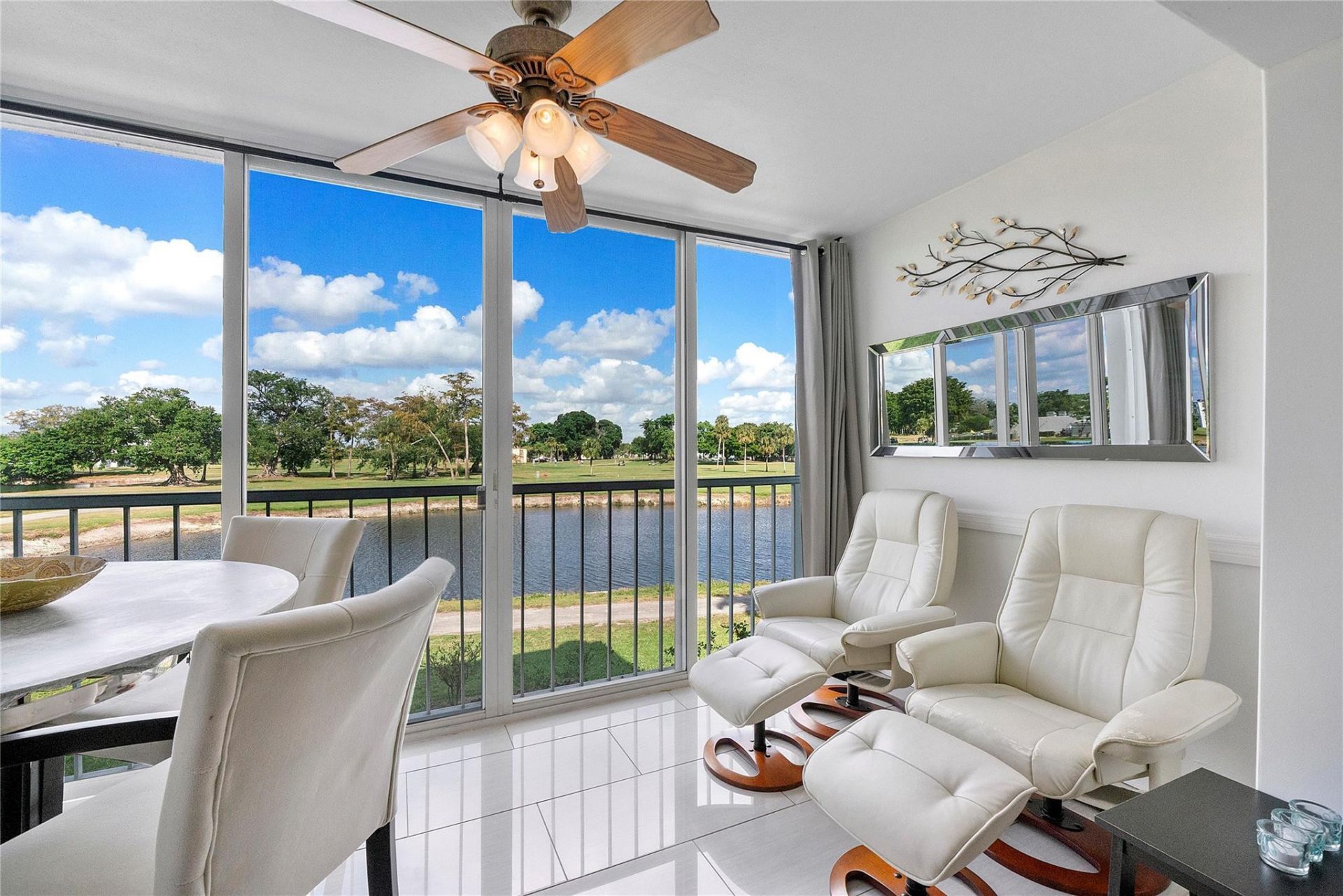 7807 Golf Cir Drive, Unit 211, Margate, FL 33063 Photo