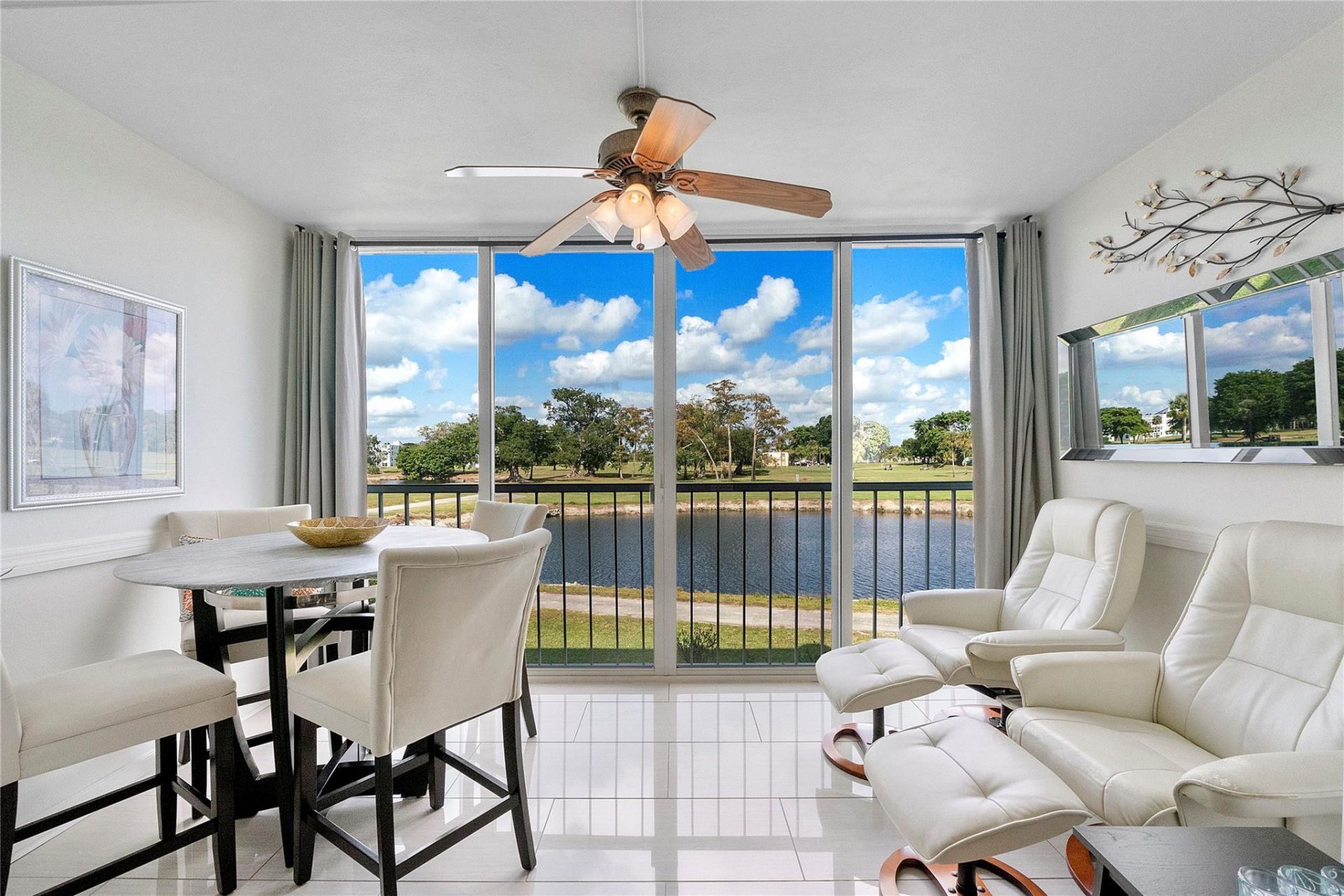 7807 Golf Cir Drive, Unit 211, Margate, FL 33063 Photo