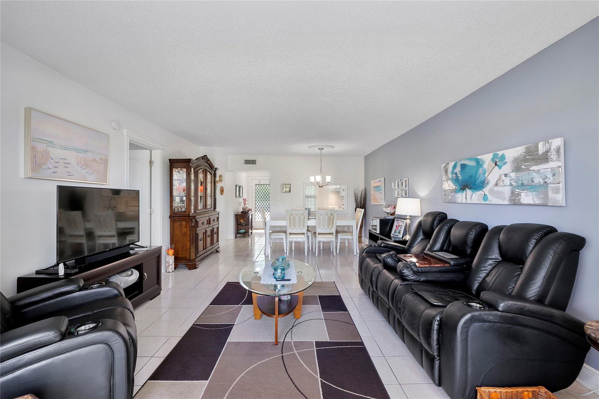 7807 Golf Cir Drive, Unit 211, Margate, FL 33063 Photo