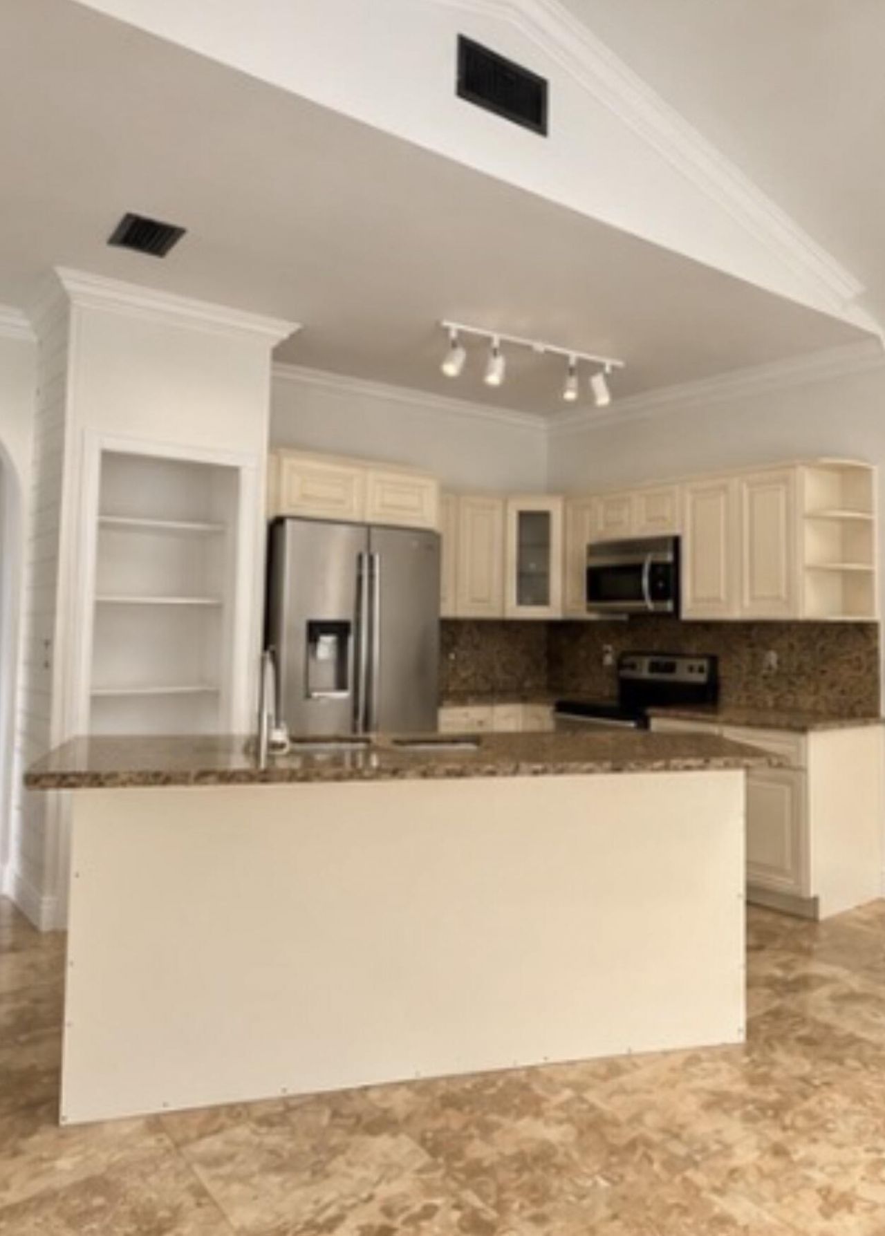 2465 Kimmie Drive, Hollywood, FL 33026 Photo