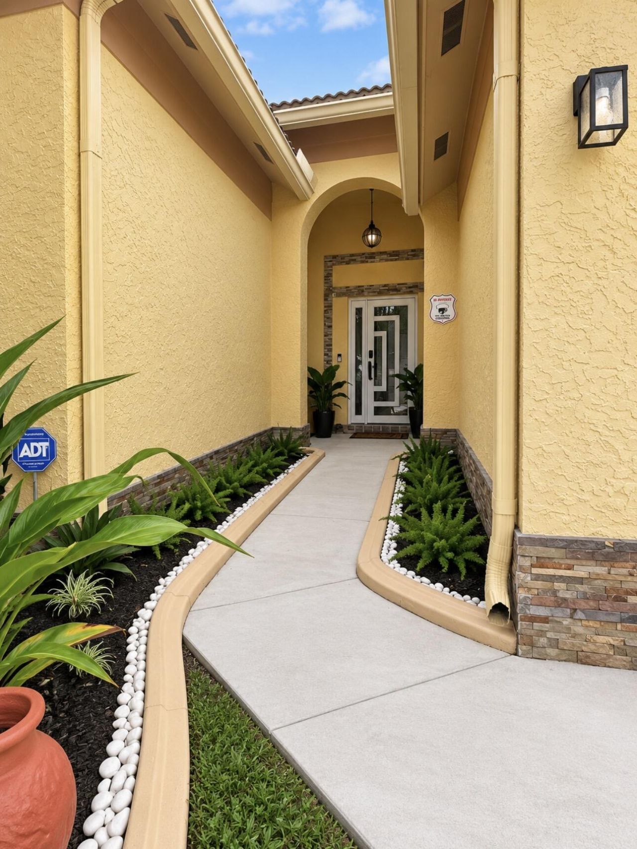 2465 Kimmie Drive, Hollywood, FL 33026 Photo