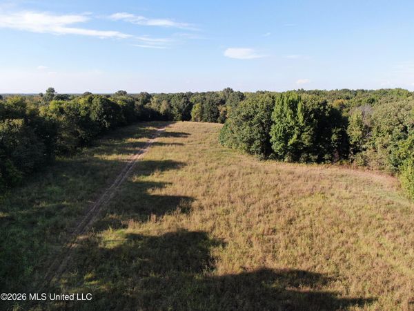 2 Horn Lake Road, Nesbit, MS 38651