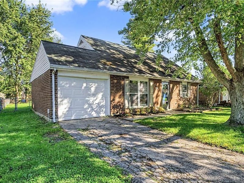 2517 Foxchase Court, Troy, OH 45373 Photo 1