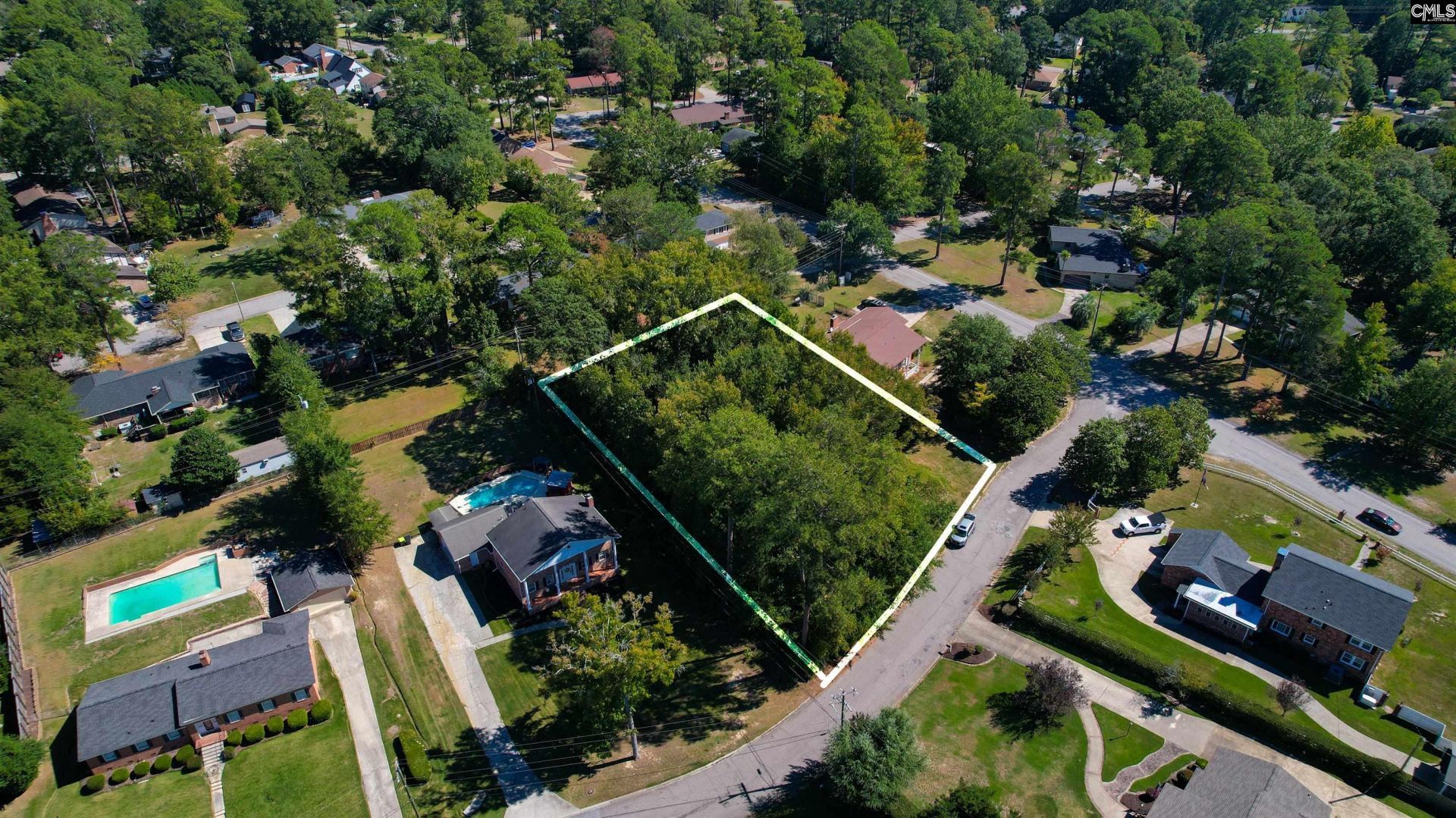 300 Harrow Drive  Photo 12
