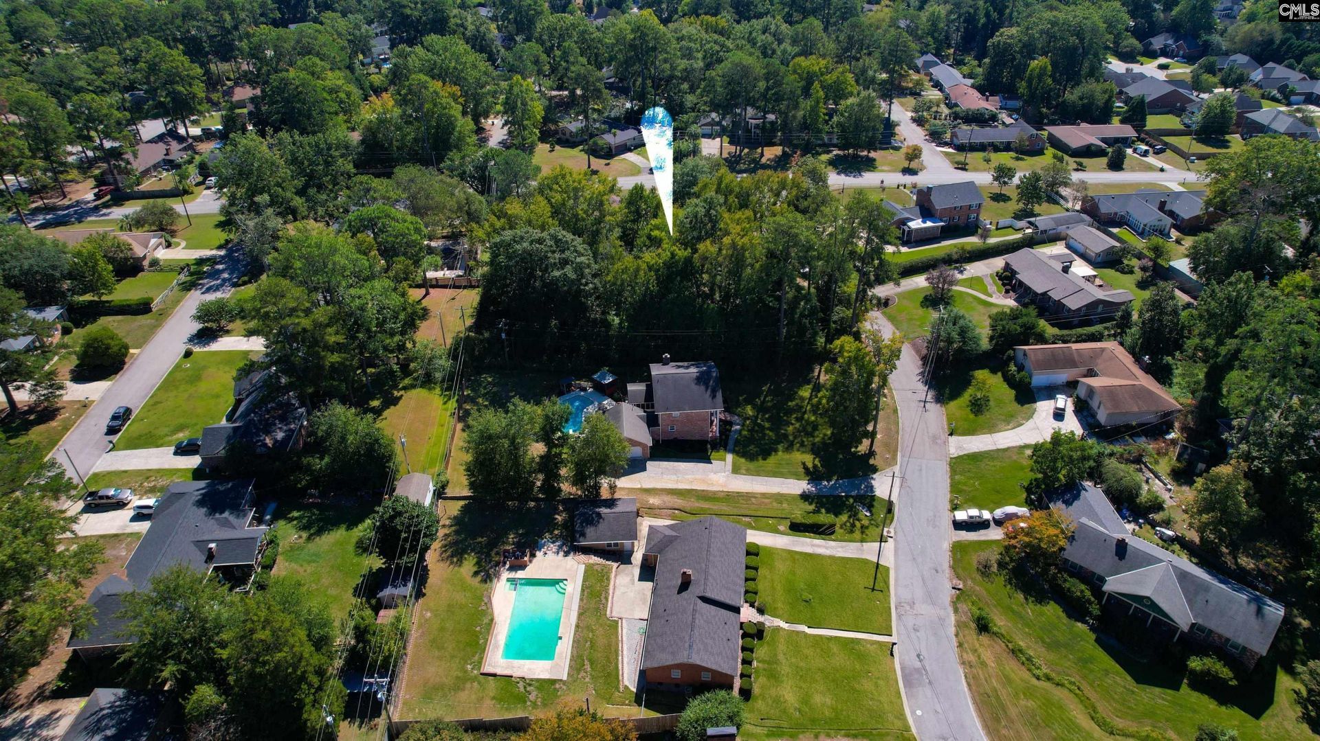 300 Harrow Drive  Photo 13